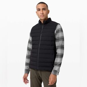 Lululemon Navigation Stretch Down Vest
Black (First Release) size small